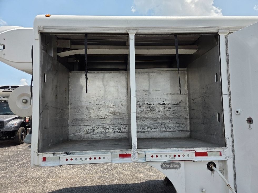 Beverage Trailer-Semi Trailers-Hackney-2015-Trailer-Kansas City-MO-321,467\n\t\tmiles-$ 37,500 - Image 12