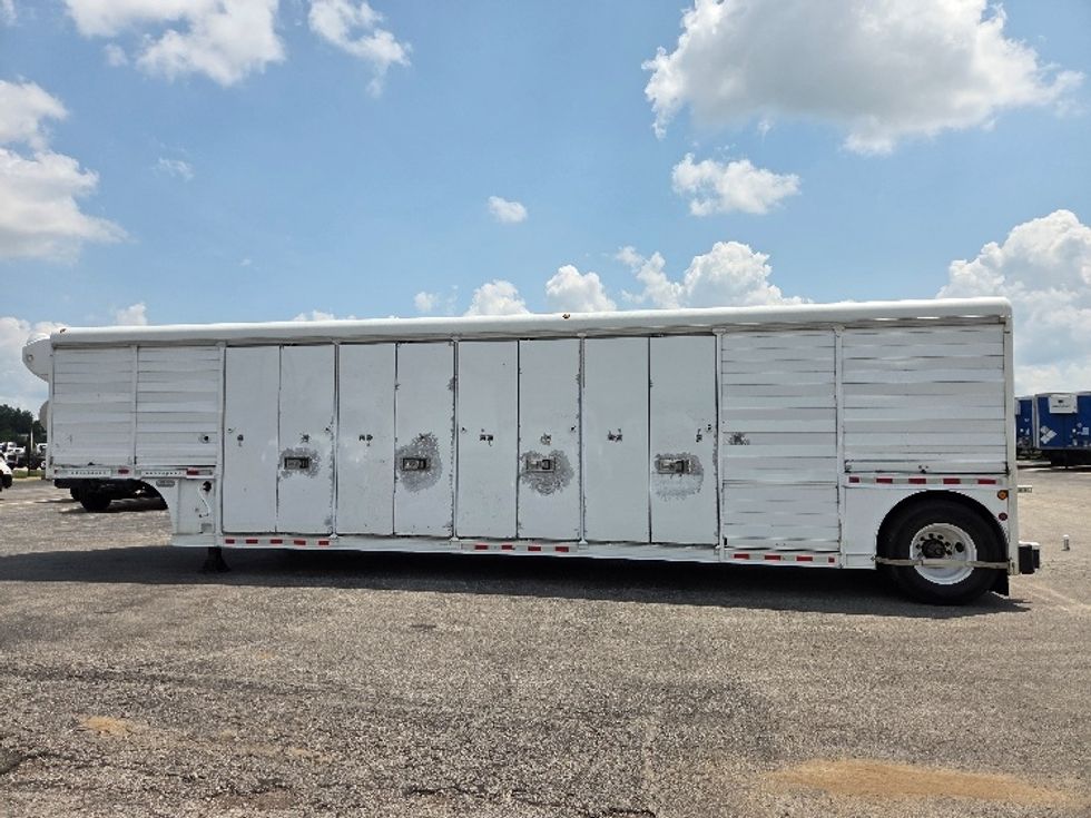 Beverage Trailer-Semi Trailers-Hackney-2015-Trailer-Kansas City-MO-321,467\n\t\tmiles-$ 37,500 - Image 7