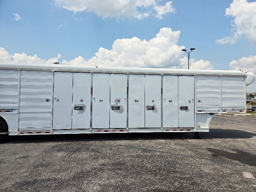 Beverage Trailer-Semi Trailers-Hackney-2015-Trailer-Kansas City-MO-321,467\n\t\tmiles-$ 37,500 - Image 8