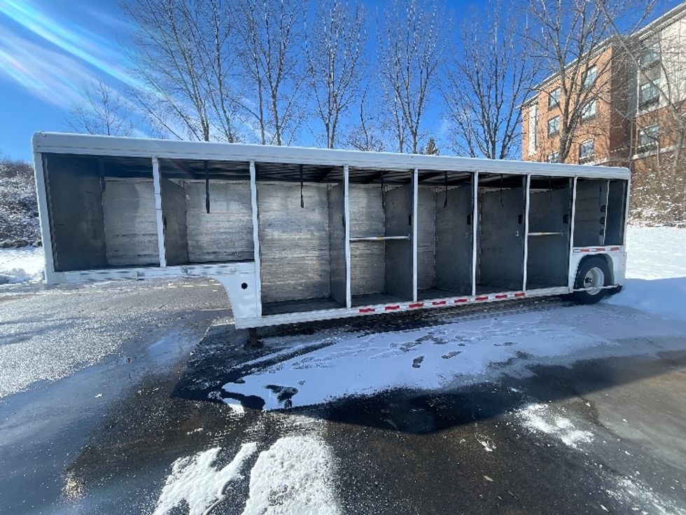 Beverage Trailer-Semi Trailers-Mickey-2016-Trailer-Akron-OH-42,074\n\t\tmiles-$ 25,000 - Image 6