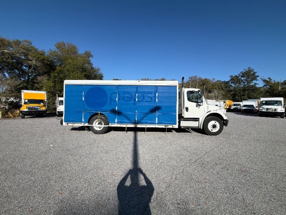 Beverage Truck-Light and Medium Duty Trucks-Freightliner-2014-M2-Pensacola-FL-131,140\n\t\tmiles-$ 37,750 - Image 12