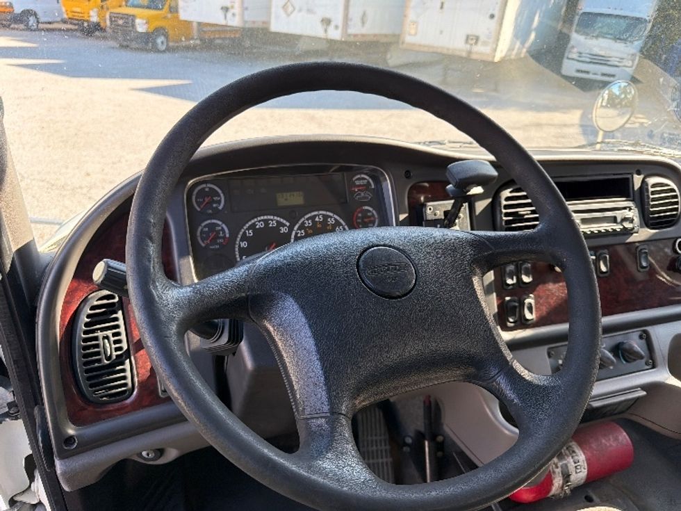 Beverage Truck-Light and Medium Duty Trucks-Freightliner-2014-M2-Pensacola-FL-131,140\n\t\tmiles-$ 37,750 - Image 14