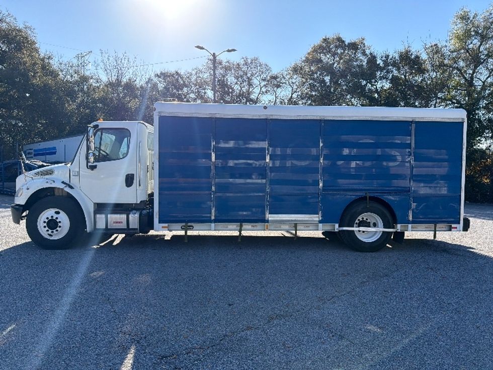 Beverage Truck-Light and Medium Duty Trucks-Freightliner-2014-M2-Pensacola-FL-131,140\n\t\tmiles-$ 37,750 - Image 4