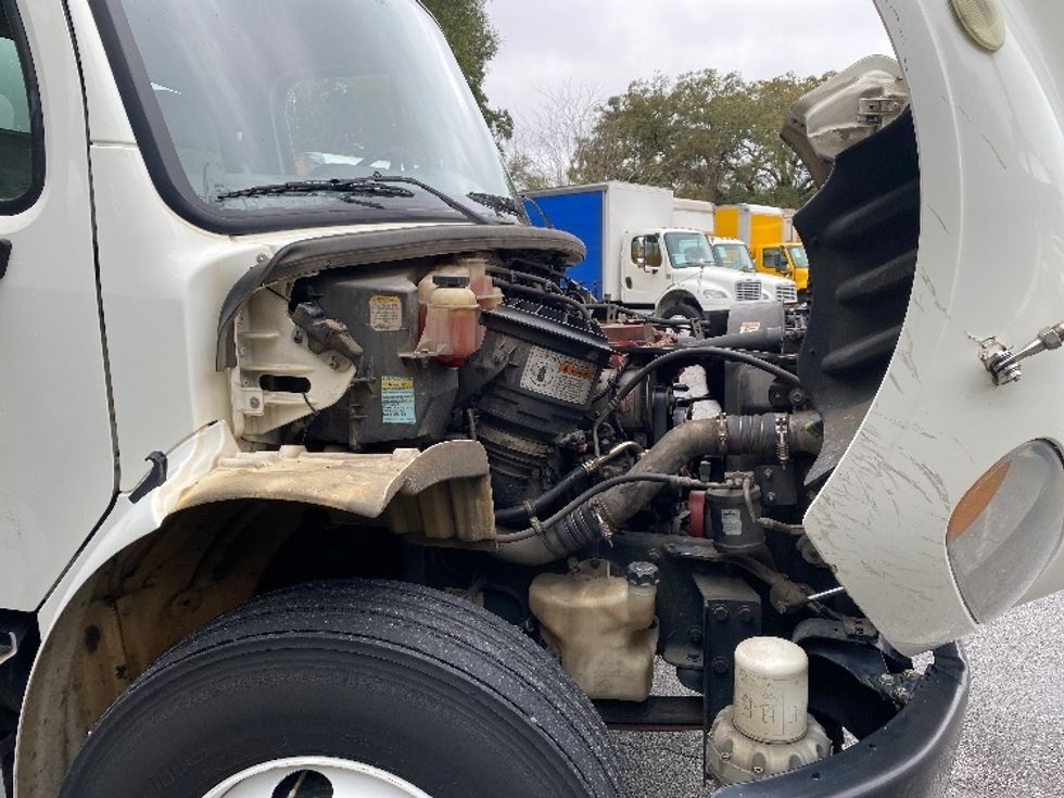 Beverage Truck-Light and Medium Duty Trucks-Freightliner-2015-M2-Pensacola-FL-181,104\n\t\tmiles-$ 37,500 - Image 20