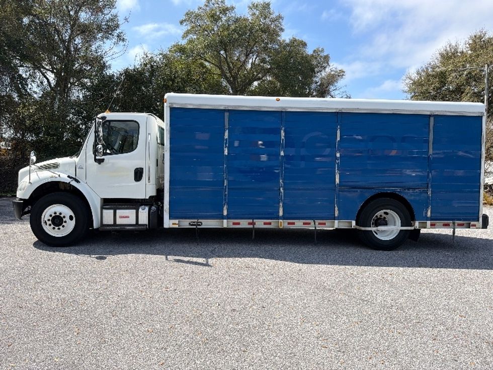 Beverage Truck-Light and Medium Duty Trucks-Freightliner-2015-M2-Pensacola-FL-181,104\n\t\tmiles-$ 37,500 - Image 4