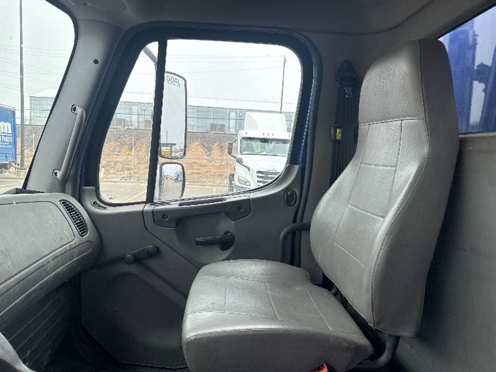Beverage Truck-Light and Medium Duty Trucks-Freightliner-2018-M2-Aurora-CO-167,383\n\t\tmiles-$ 45,750 - Image 14