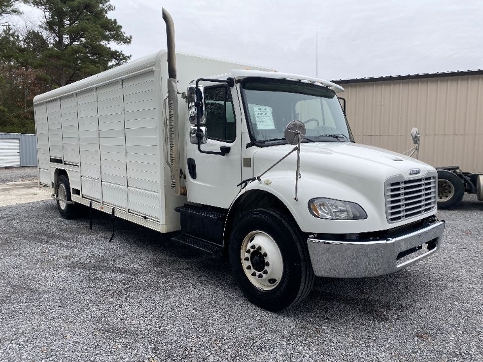 Beverage Truck-Light and Medium Duty Trucks-Freightliner-2018-M2-Blountville-TN-126,777\n\t\tmiles-$ 36,250 - Image 1