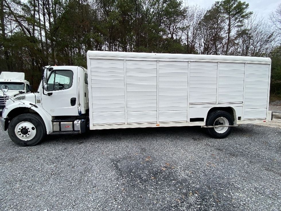 Beverage Truck-Light and Medium Duty Trucks-Freightliner-2018-M2-Blountville-TN-126,777\n\t\tmiles-$ 36,250 - Image 4