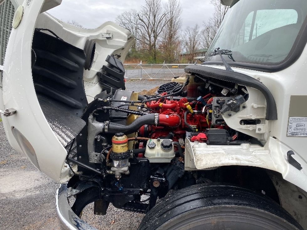 Beverage Truck-Light and Medium Duty Trucks-Freightliner-2018-M2-Cleveland-TN-122,626\n\t\tmiles-$ 36,500 - Image 19