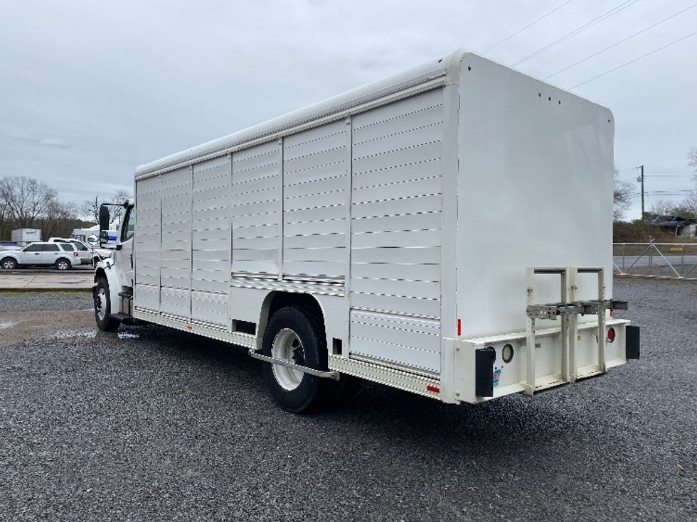 Beverage Truck-Light and Medium Duty Trucks-Freightliner-2018-M2-Cleveland-TN-122,626\n\t\tmiles-$ 36,500 - Image 5