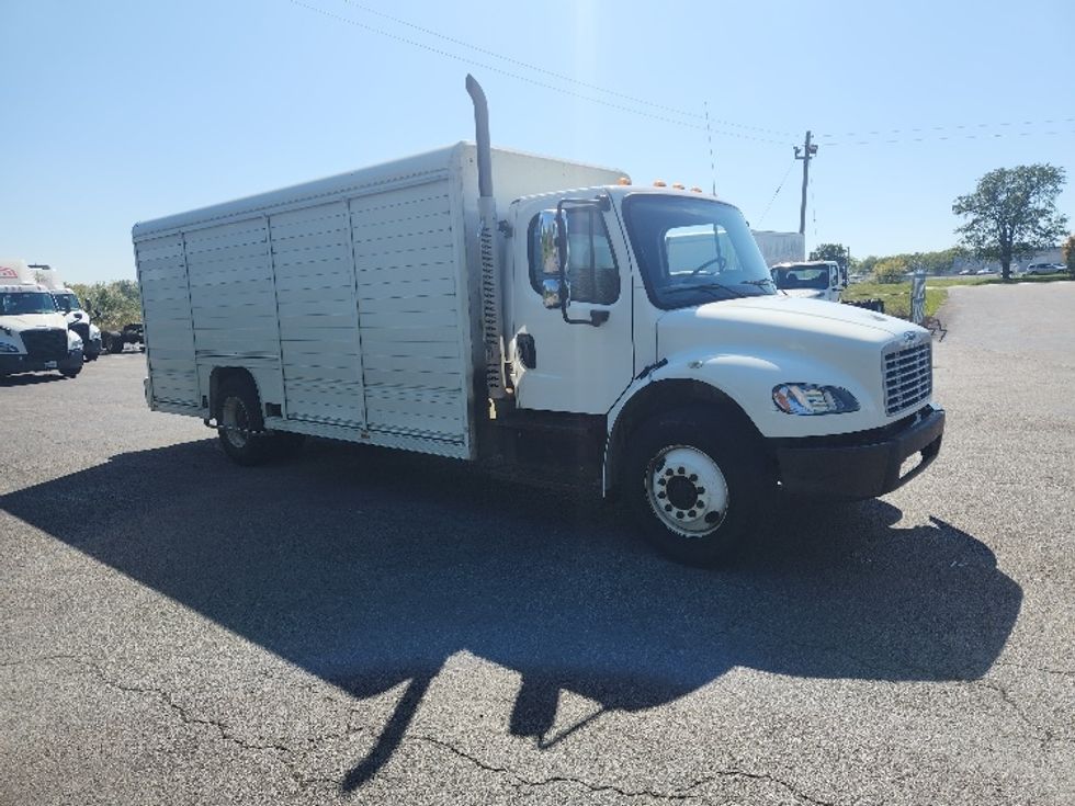 Beverage Truck-Light and Medium Duty Trucks-Freightliner-2018-M2-Elizabethtown-KY-354,418\n\t\tmiles-$ 20,000 - Image 1
