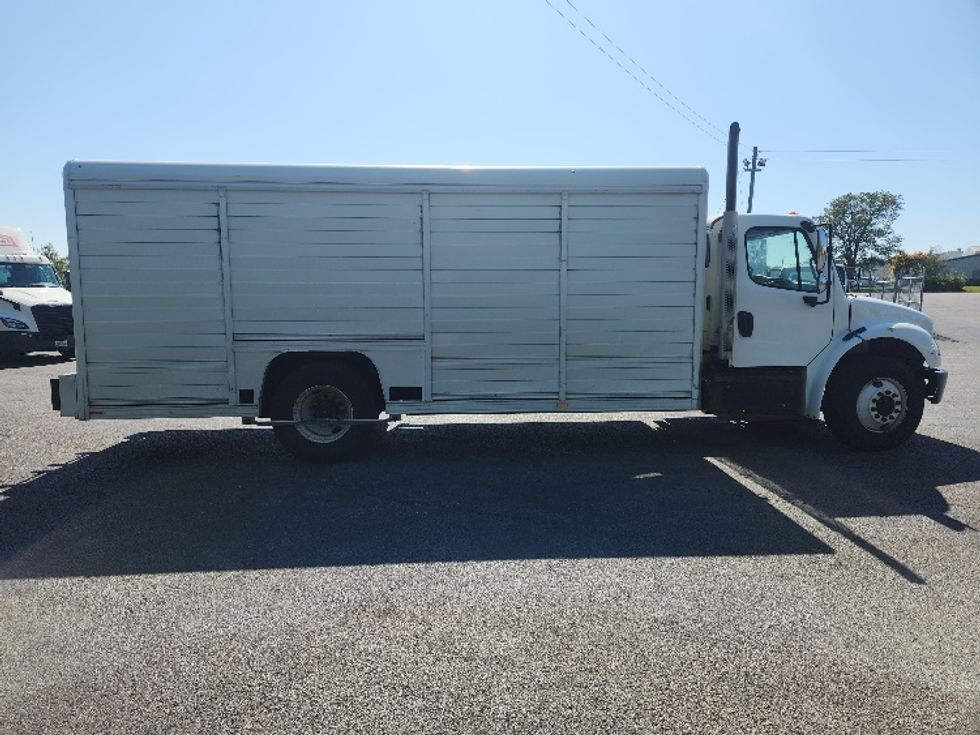 Beverage Truck-Light and Medium Duty Trucks-Freightliner-2018-M2-Elizabethtown-KY-354,418\n\t\tmiles-$ 20,000 - Image 10