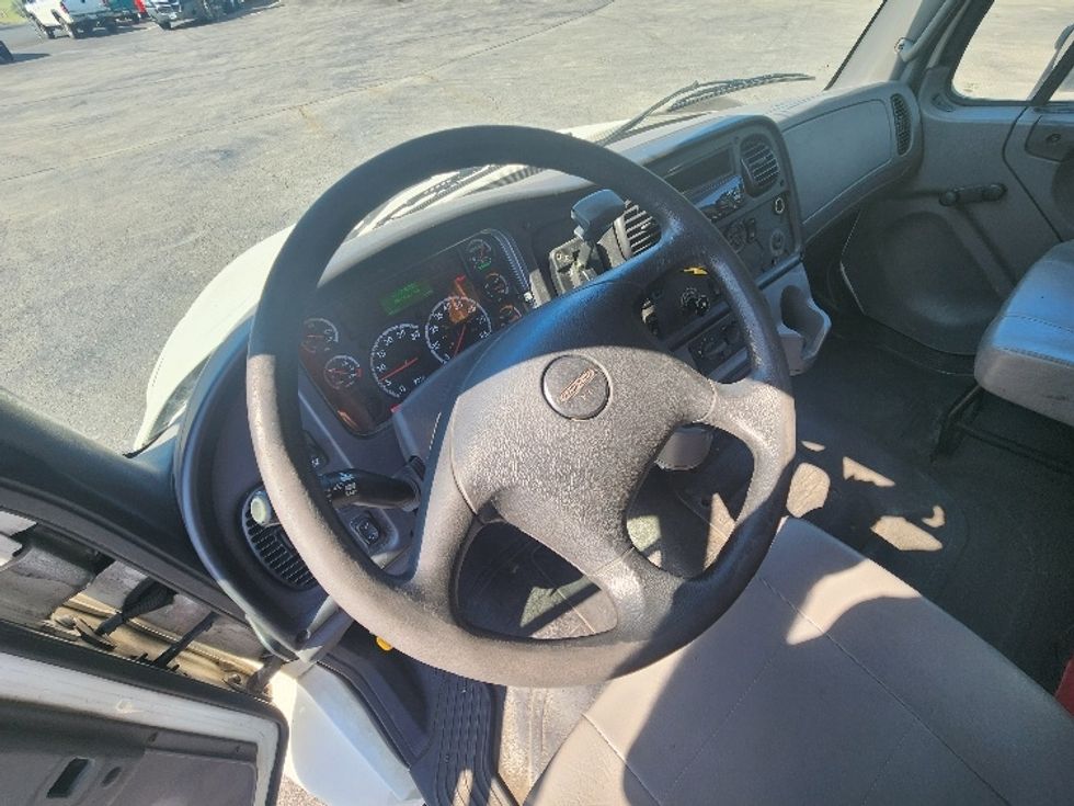 Beverage Truck-Light and Medium Duty Trucks-Freightliner-2018-M2-Elizabethtown-KY-354,418\n\t\tmiles-$ 20,000 - Image 12