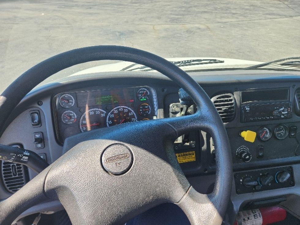 Beverage Truck-Light and Medium Duty Trucks-Freightliner-2018-M2-Elizabethtown-KY-354,418\n\t\tmiles-$ 20,000 - Image 13