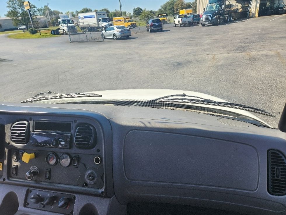 Beverage Truck-Light and Medium Duty Trucks-Freightliner-2018-M2-Elizabethtown-KY-354,418\n\t\tmiles-$ 20,000 - Image 16