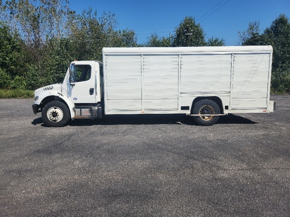 Beverage Truck-Light and Medium Duty Trucks-Freightliner-2018-M2-Elizabethtown-KY-354,418\n\t\tmiles-$ 20,000 - Image 4