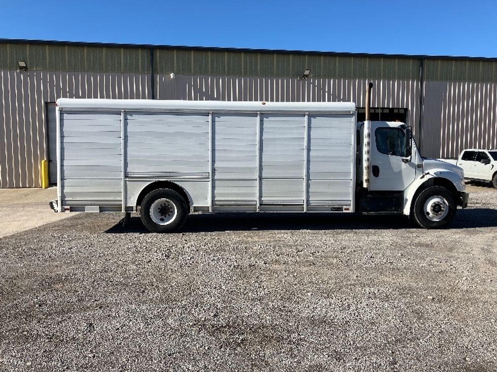 Beverage Truck-Light and Medium Duty Trucks-Freightliner-2018-M2-Hueytown-AL-211,688\n\t\tmiles-$ 38,750 - Image 14