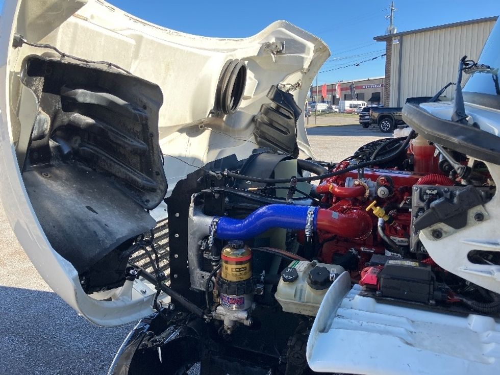 Beverage Truck-Light and Medium Duty Trucks-Freightliner-2018-M2-Hueytown-AL-211,688\n\t\tmiles-$ 38,750 - Image 22