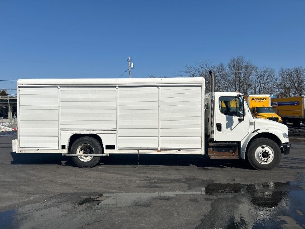 Beverage Truck-Light and Medium Duty Trucks-Freightliner-2018-M2-Louisville-KY-151,705\n\t\tmiles-$ 33,250 - Image 12