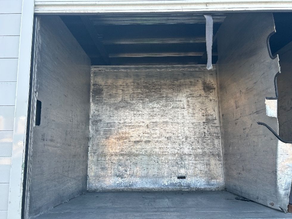 Beverage Truck-Light and Medium Duty Trucks-Freightliner-2018-M2-Louisville-KY-151,705\n\t\tmiles-$ 33,250 - Image 8