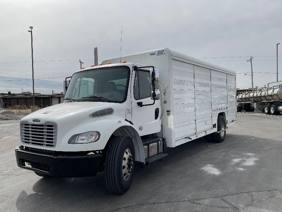Beverage Truck-Light and Medium Duty Trucks-Freightliner-2018-M2-Milwaukee-WI-262,148\n\t\tmiles-$ 29,500 - Image 3