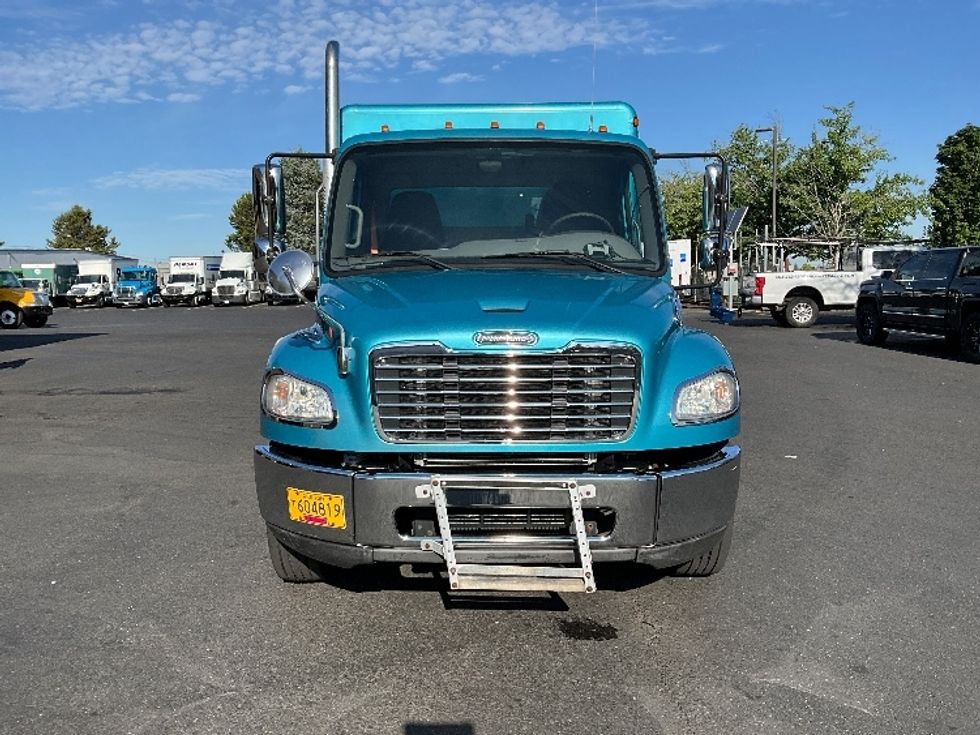 Beverage Truck-Light and Medium Duty Trucks-Freightliner-2018-M2-Phoenix-AZ-109,760\n\t\tmiles-$ 45,250 - Image 2