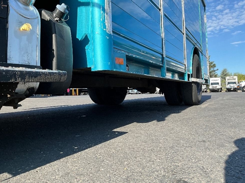 Beverage Truck-Light and Medium Duty Trucks-Freightliner-2018-M2-Phoenix-AZ-109,760\n\t\tmiles-$ 45,250 - Image 5