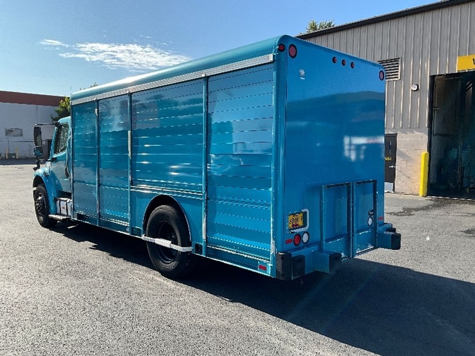 Beverage Truck-Light and Medium Duty Trucks-Freightliner-2018-M2-Phoenix-AZ-109,760\n\t\tmiles-$ 45,250 - Image 6