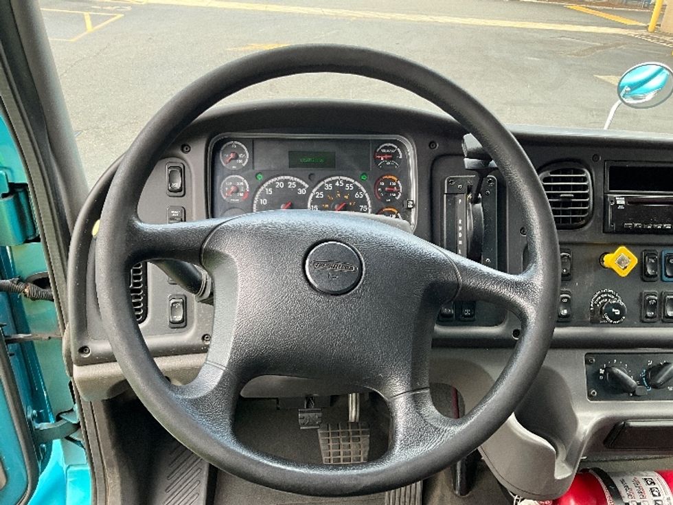 Beverage Truck-Light and Medium Duty Trucks-Freightliner-2018-M2-Portland-OR-135,066\n\t\tmiles-$ 43,500 - Image 18