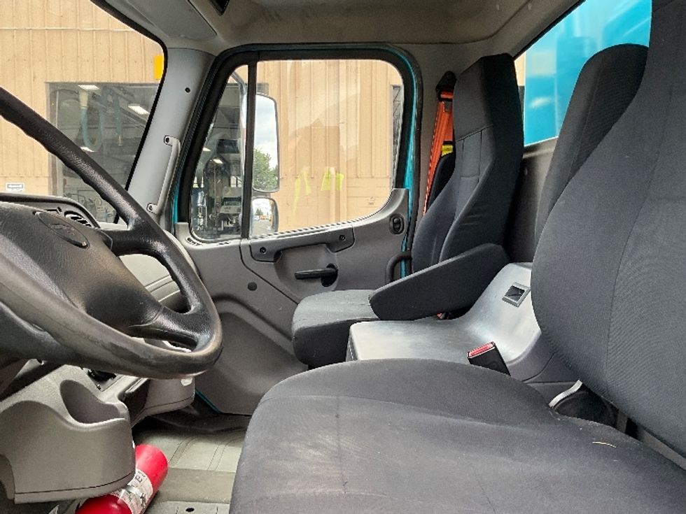 Beverage Truck-Light and Medium Duty Trucks-Freightliner-2018-M2-Portland-OR-135,066\n\t\tmiles-$ 43,500 - Image 19