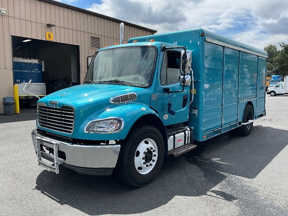 Beverage Truck-Light and Medium Duty Trucks-Freightliner-2018-M2-Portland-OR-135,066\n\t\tmiles-$ 43,500 - Image 3