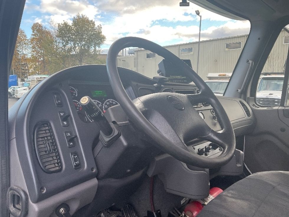 Beverage Truck-Light and Medium Duty Trucks-Freightliner-2019-M2-Jessup-PA-127,656\n\t\tmiles-$ 41,750 - Image 12