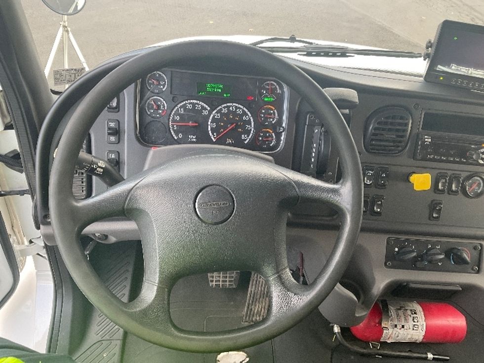 Beverage Truck-Light and Medium Duty Trucks-Freightliner-2019-M2-Jessup-PA-127,656\n\t\tmiles-$ 41,750 - Image 13