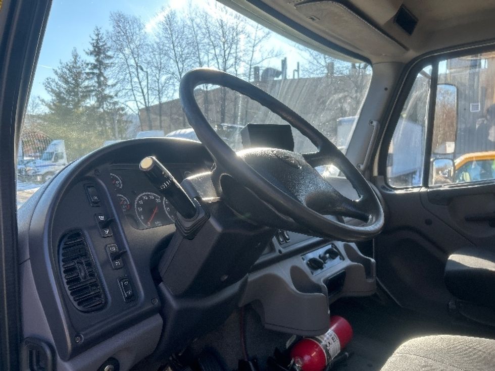 Beverage Truck-Light and Medium Duty Trucks-Freightliner-2019-M2-Jessup-PA-136,640\n\t\tmiles-$ 41,000 - Image 14