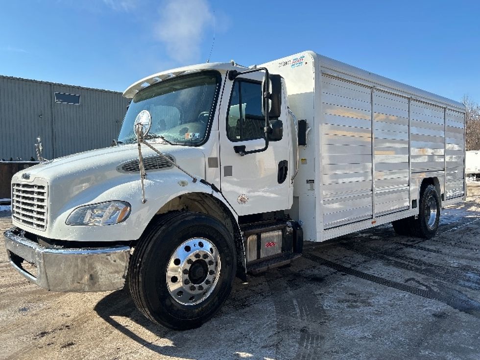 Beverage Truck-Light and Medium Duty Trucks-Freightliner-2019-M2-Jessup-PA-136,640\n\t\tmiles-$ 41,000 - Image 3