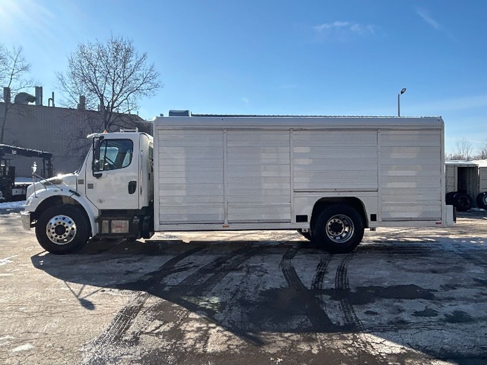 Beverage Truck-Light and Medium Duty Trucks-Freightliner-2019-M2-Jessup-PA-136,640\n\t\tmiles-$ 41,000 - Image 4