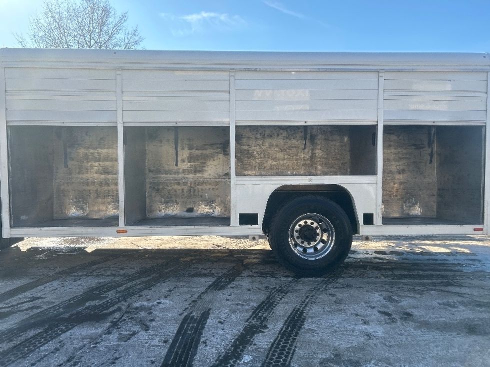 Beverage Truck-Light and Medium Duty Trucks-Freightliner-2019-M2-Jessup-PA-136,640\n\t\tmiles-$ 41,000 - Image 8