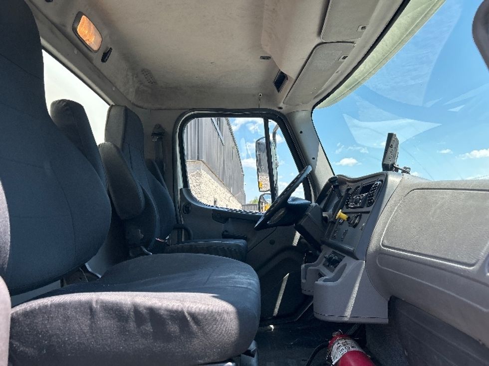 Beverage Truck-Light and Medium Duty Trucks-Freightliner-2019-M2-Jessup-PA-146,758\n\t\tmiles-$ 36,500 - Image 19