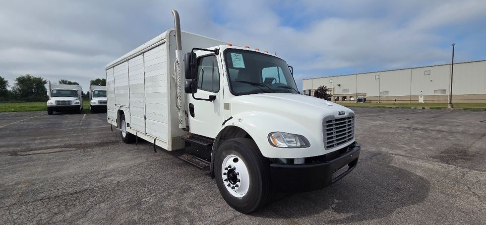 Beverage Truck-Light and Medium Duty Trucks-Freightliner-2019-M2-Middlefield-OH-217,566\n\t\tmiles-$ 38,000 - Image 1