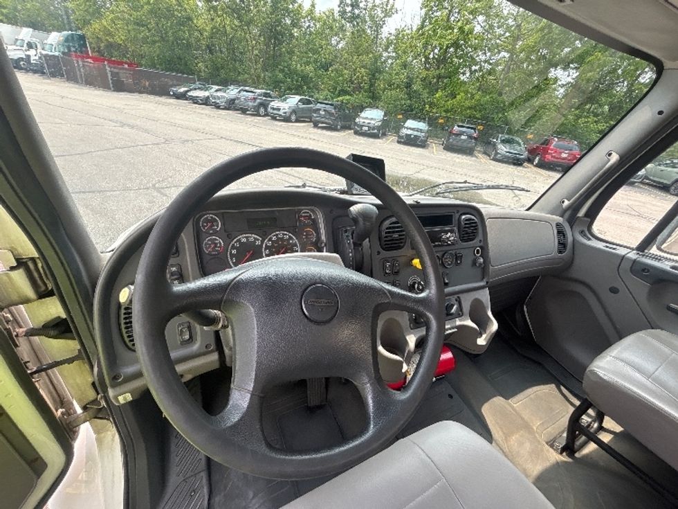 Beverage Truck-Light and Medium Duty Trucks-Freightliner-2019-M2-Middlefield-OH-217,566\n\t\tmiles-$ 38,000 - Image 13