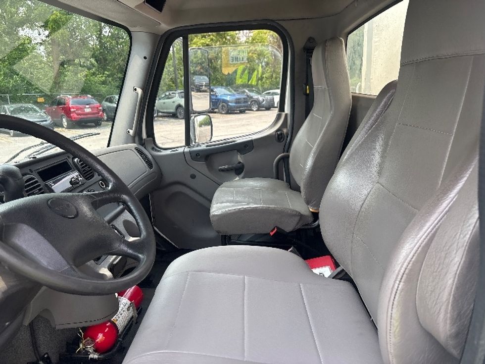 Beverage Truck-Light and Medium Duty Trucks-Freightliner-2019-M2-Middlefield-OH-217,566\n\t\tmiles-$ 38,000 - Image 14