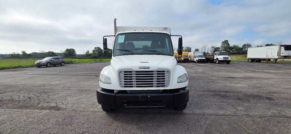 Beverage Truck-Light and Medium Duty Trucks-Freightliner-2019-M2-Middlefield-OH-217,566\n\t\tmiles-$ 38,000 - Image 2