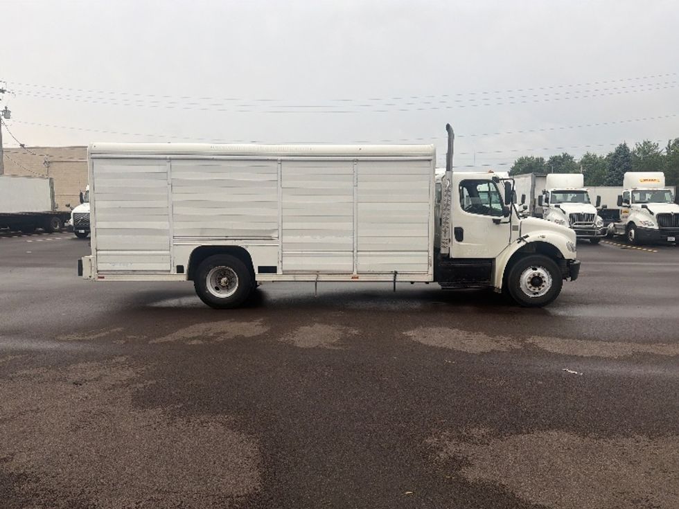 Beverage Truck-Light and Medium Duty Trucks-Freightliner-2019-M2-Middlefield-OH-234,376\n\t\tmiles-$ 35,500 - Image 12