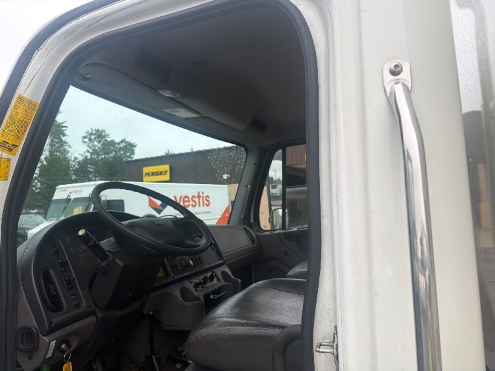Beverage Truck-Light and Medium Duty Trucks-Freightliner-2019-M2-Middlefield-OH-234,376\n\t\tmiles-$ 35,500 - Image 13