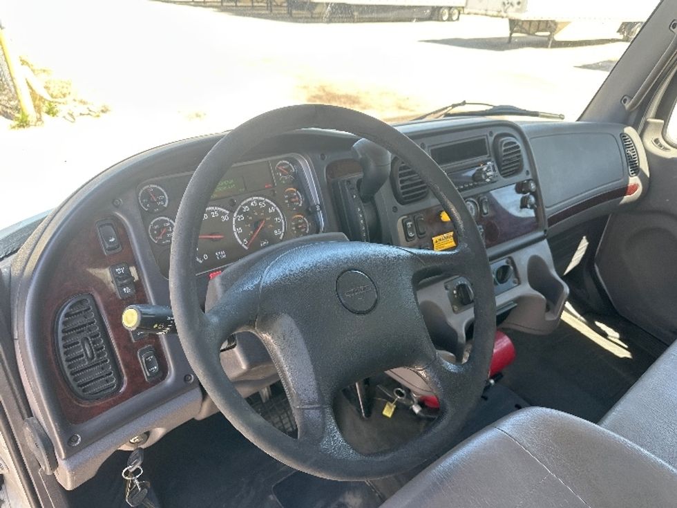 Beverage Truck-Light and Medium Duty Trucks-Freightliner-2019-M2-North Fond Du Lac-WI-129,296\n\t\tmiles-$ 42,000 - Image 12