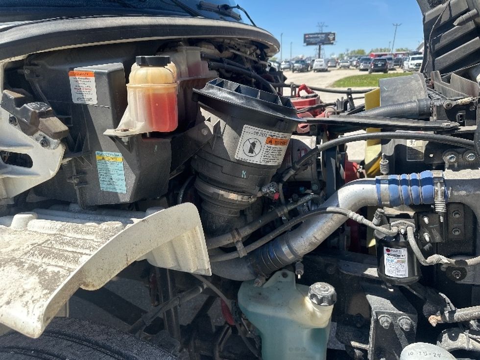 Beverage Truck-Light and Medium Duty Trucks-Freightliner-2019-M2-North Fond Du Lac-WI-129,296\n\t\tmiles-$ 42,000 - Image 18