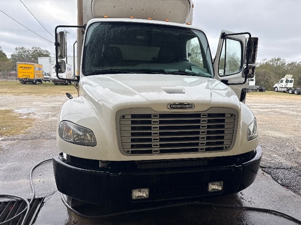 Beverage Truck-Light and Medium Duty Trucks-Freightliner-2019-M2-Pensacola-FL-137,565\n\t\tmiles-$ 54,500 - Image 2