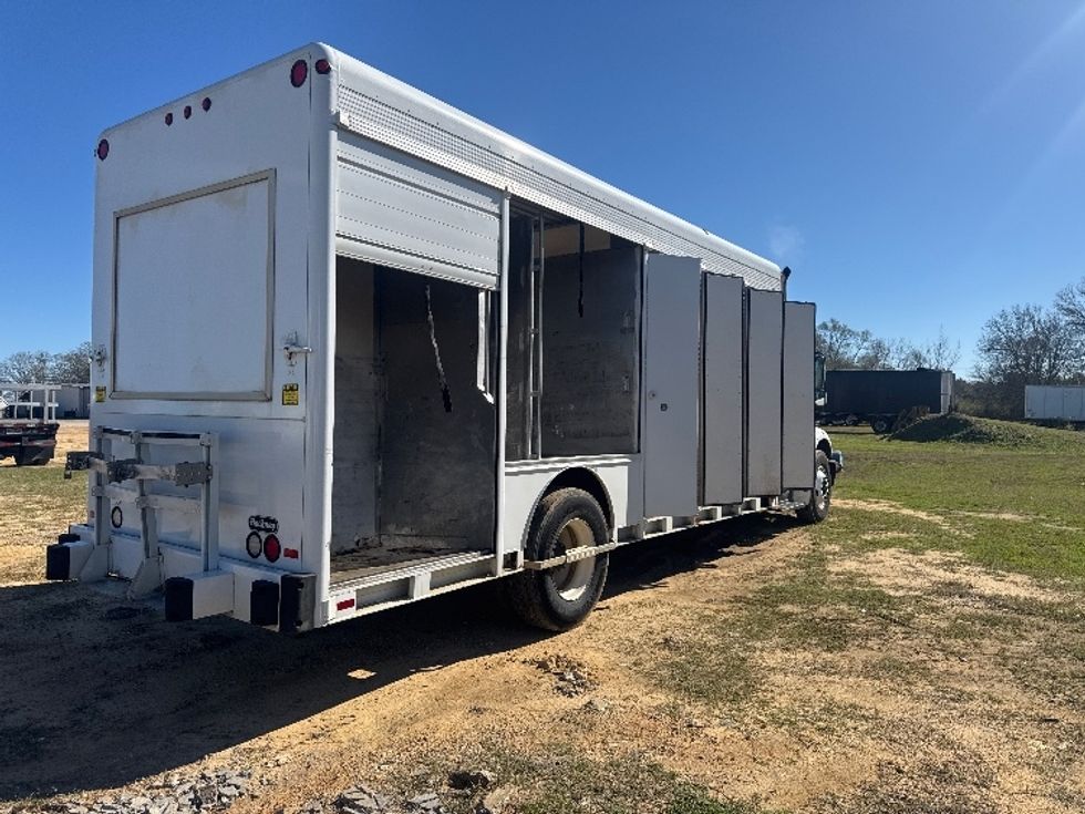 Beverage Truck-Light and Medium Duty Trucks-Freightliner-2019-M2-Pensacola-FL-137,565\n\t\tmiles-$ 54,500 - Image 9