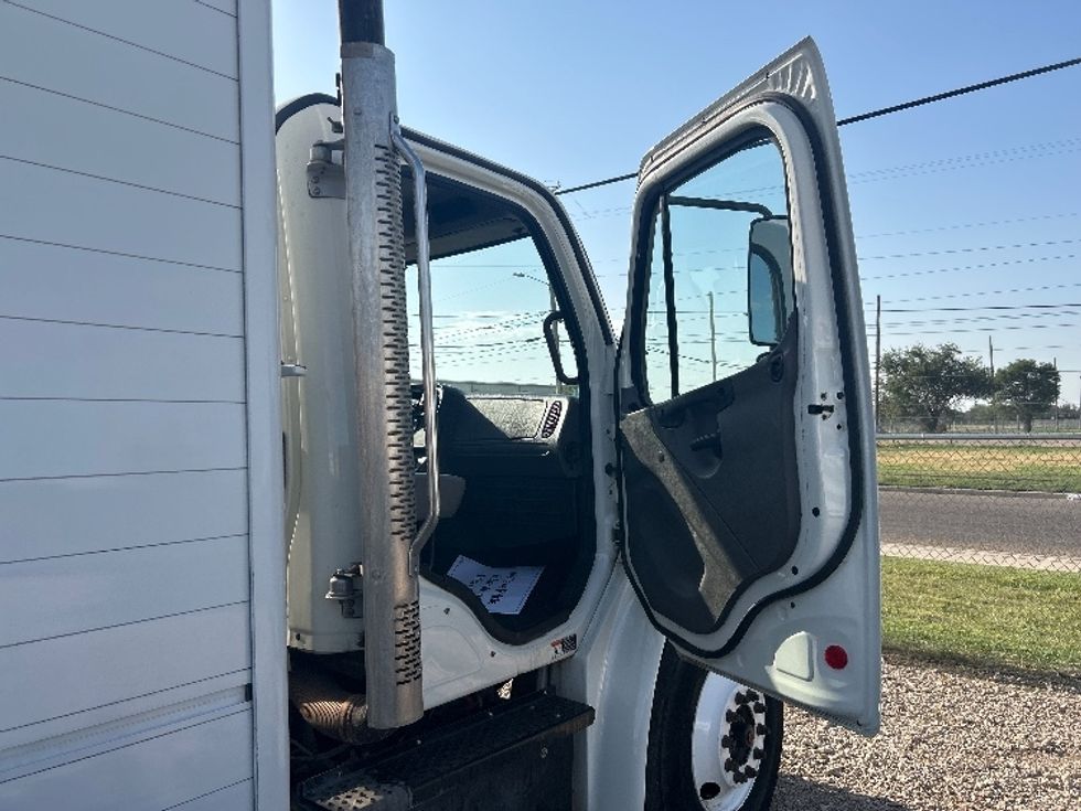 Beverage Truck-Light and Medium Duty Trucks-Freightliner-2020-M2-Amarillo-TX-177,089\n\t\tmiles-$ 17,000 - Image 18