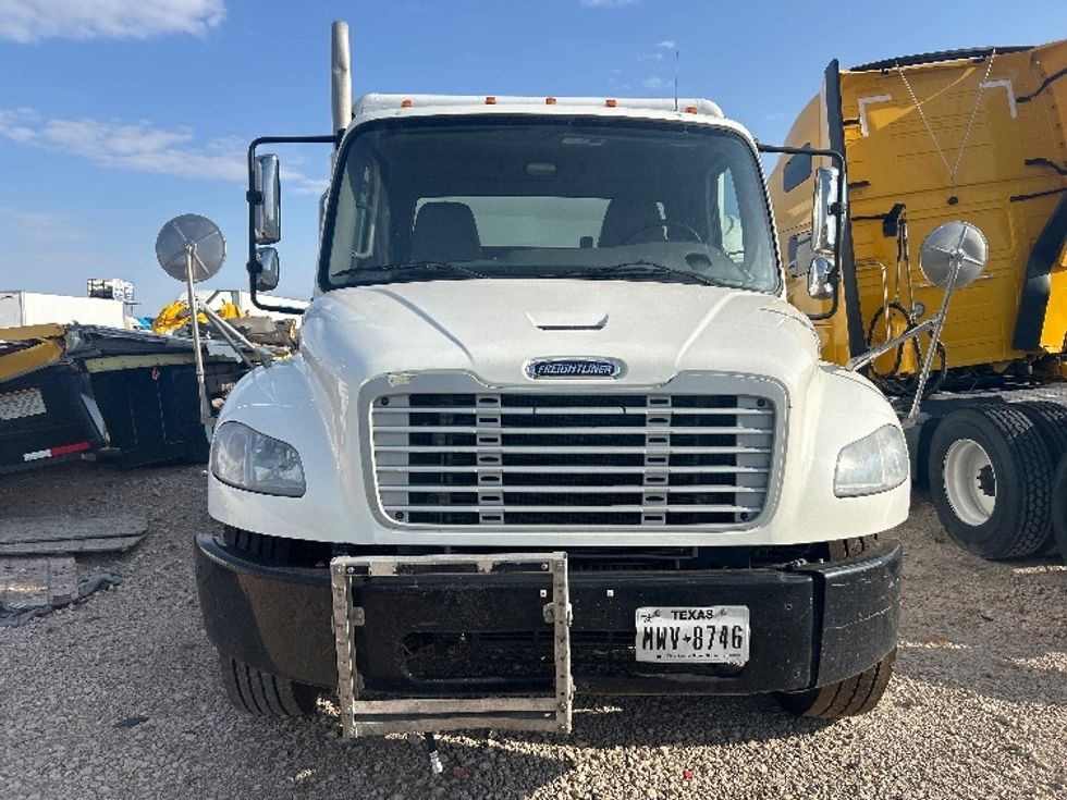 Beverage Truck-Light and Medium Duty Trucks-Freightliner-2020-M2-Amarillo-TX-177,089\n\t\tmiles-$ 17,000 - Image 2